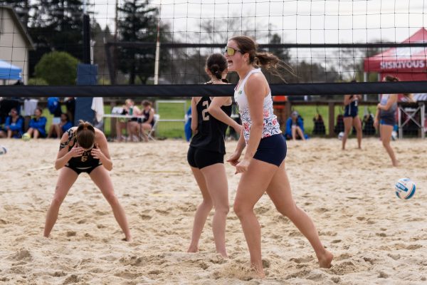 Bear Cubs Make History in Inaugural Beach Volleyball Season